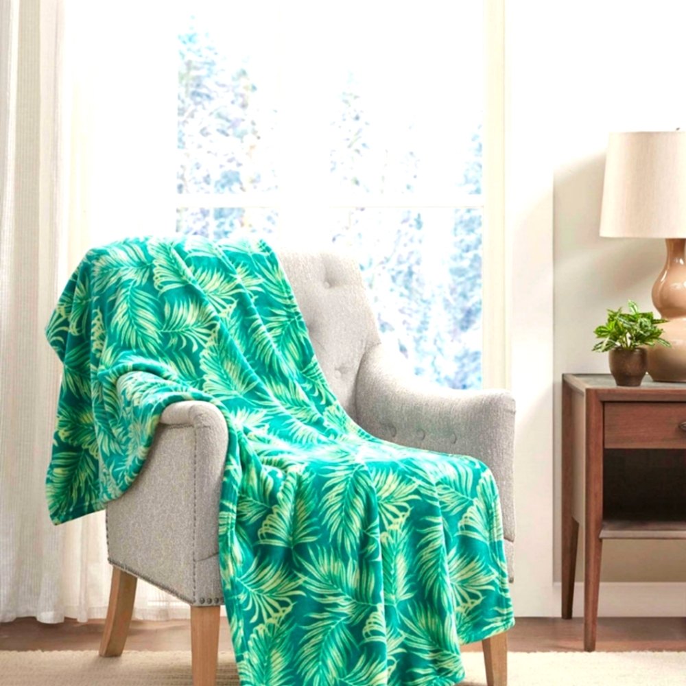 Charter Club Plush Throw NWT
